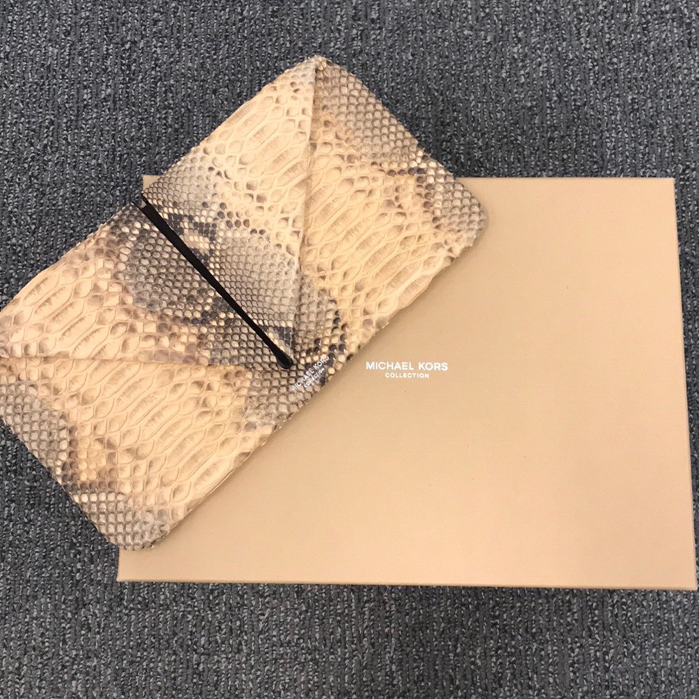 Michael Kors Collection Clutch